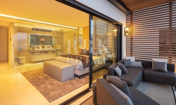 Reventa - apartment -
Malaga - Nueva Andalucía