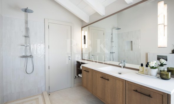 Resale - apartment -
Marbella