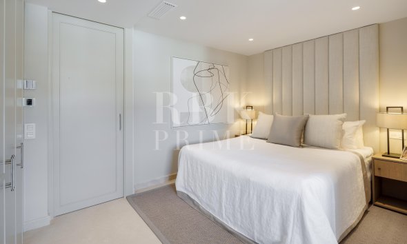 Resale - apartment -
Marbella