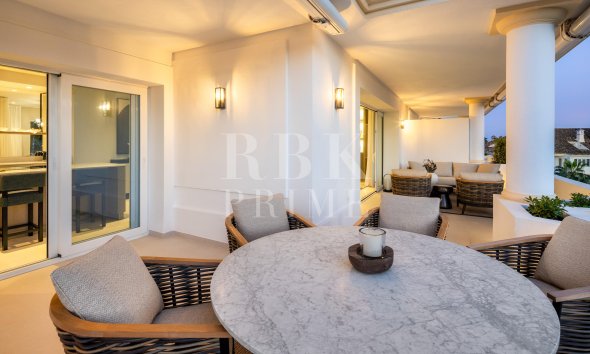 Resale - apartment -
Marbella