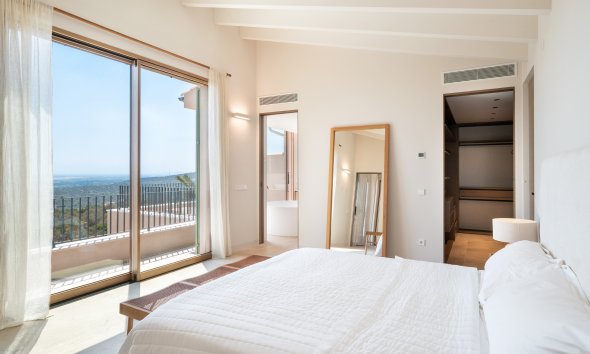 Gensalg - Country House -
Palma - Urbanización Puntiró