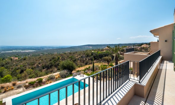 Gensalg - Country House -
Palma - Urbanización Puntiró