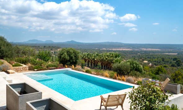Gensalg - Country House -
Palma - Urbanización Puntiró
