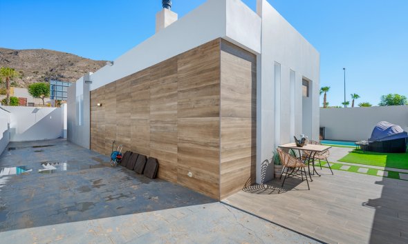 Gensalg - Villa -
Fortuna - Urbanizacion Las Kalendas