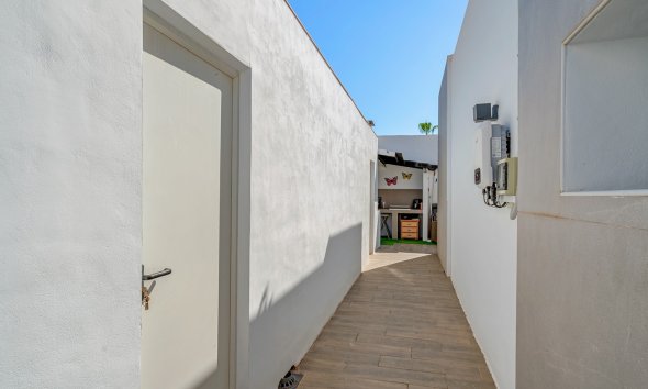Gensalg - Villa -
Fortuna - Urbanizacion Las Kalendas