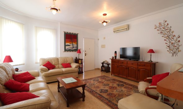Reventa - Villa -
Algorfa - Lo Crispin