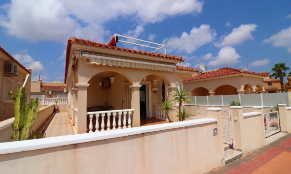 Reventa - Villa -
Algorfa - Lo Crispin