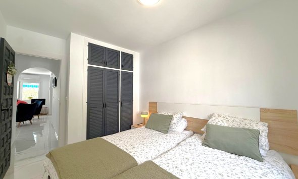 Gensalg - Rækkehus -
Orihuela Costa - Villamartín