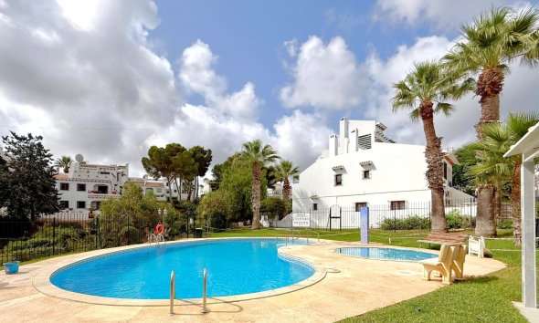 Gensalg - Rækkehus -
Orihuela Costa - Villamartín