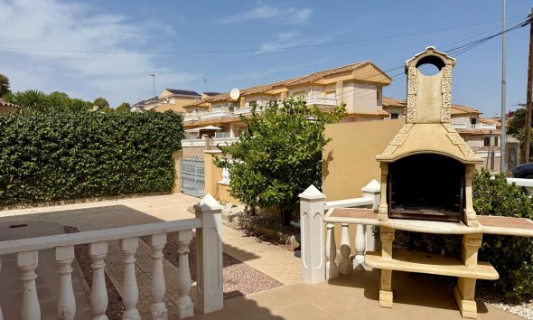 Gensalg - Villa -
Orihuela Costa - Villamartín