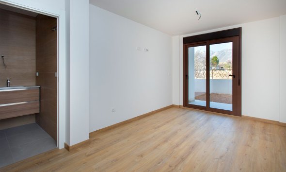 Nybyggeri - high-bungalow -
La Canalosa