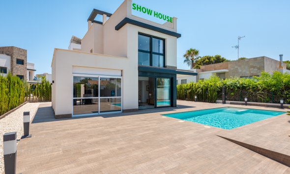 New Build - detached -
Playa Paraiso