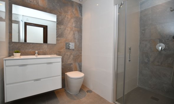 Nybyggeri - low-bungalow -
San Miguel de Salinas
