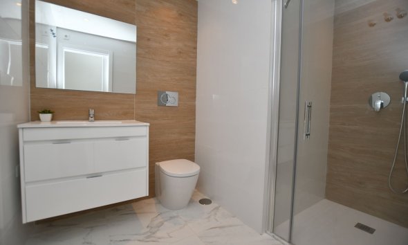 Nybyggeri - low-bungalow -
San Miguel de Salinas